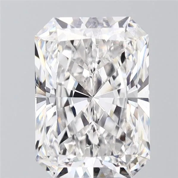 3.09ct Radiant Lab Grown Diamond (Colour D, Clarity VVS2, IGI Certified)